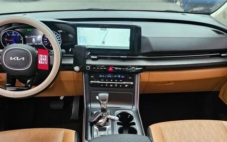 KIA Carnival, 2021 год, 2 550 000 рублей, 8 фотография