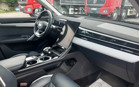 Geely Atlas, 2024 год, 2 671 000 рублей, 9 фотография