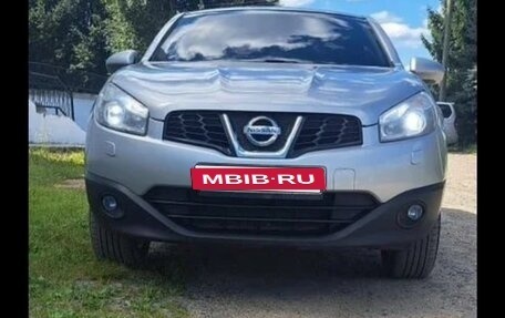 Nissan Qashqai, 2011 год, 1 050 000 рублей, 2 фотография