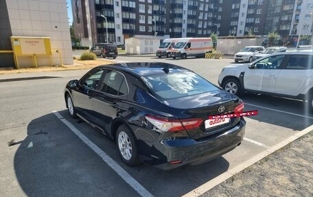 Toyota Camry, 2018 год, 2 390 000 рублей, 9 фотография