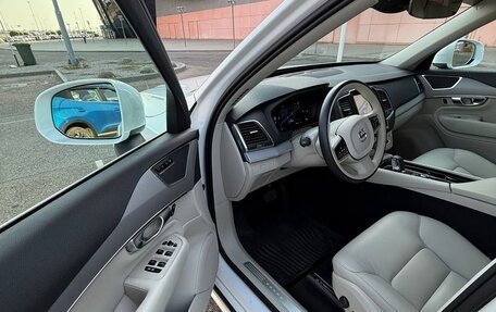 Volvo XC90 II рестайлинг, 2024 год, 7 260 000 рублей, 10 фотография