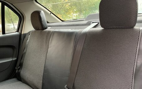 Renault Logan II, 2017 год, 750 000 рублей, 8 фотография