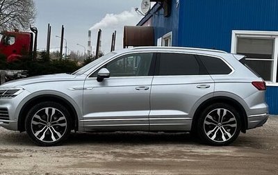 Volkswagen Touareg III, 2019 год, 4 750 000 рублей, 1 фотография