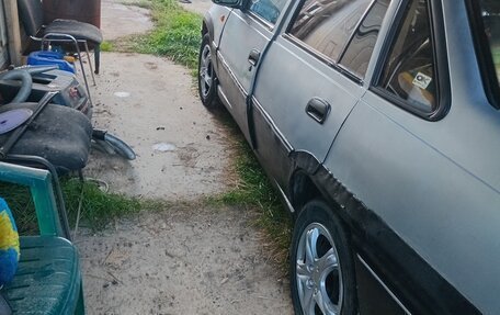 Daewoo Nexia I рестайлинг, 2003 год, 110 000 рублей, 8 фотография