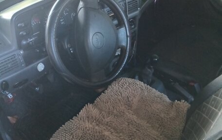 Daewoo Nexia I рестайлинг, 2003 год, 110 000 рублей, 17 фотография