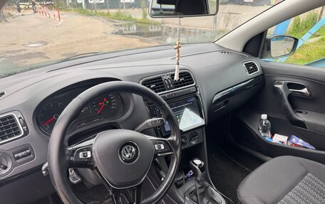 Volkswagen Polo VI (EU Market), 2015 год, 939 000 рублей, 9 фотография