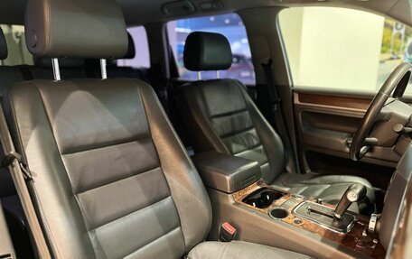 Volkswagen Touareg III, 2007 год, 990 000 рублей, 19 фотография