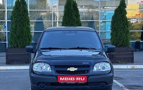 Chevrolet Niva I рестайлинг, 2019 год, 950 000 рублей, 6 фотография