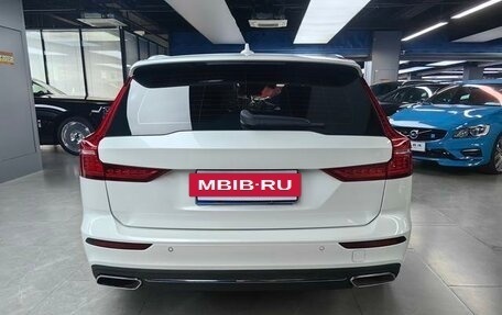 Volvo V60 II, 2021 год, 2 966 605 рублей, 5 фотография