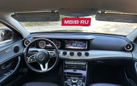 Mercedes-Benz E-Класс, 2018 год, 2 750 000 рублей, 22 фотография
