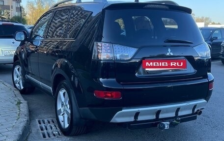 Mitsubishi Outlander III рестайлинг 3, 2007 год, 1 190 000 рублей, 7 фотография