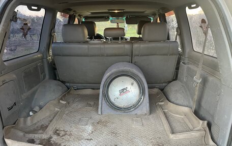 Toyota Land Cruiser 100 рестайлинг 2, 2003 год, 1 300 000 рублей, 11 фотография