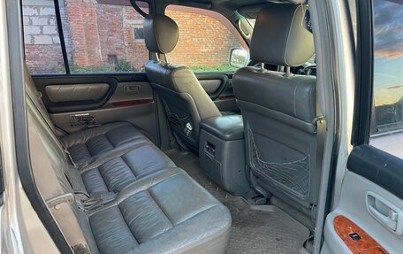 Toyota Land Cruiser 100 рестайлинг 2, 2003 год, 1 300 000 рублей, 12 фотография
