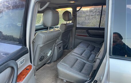 Toyota Land Cruiser 100 рестайлинг 2, 2003 год, 1 300 000 рублей, 10 фотография