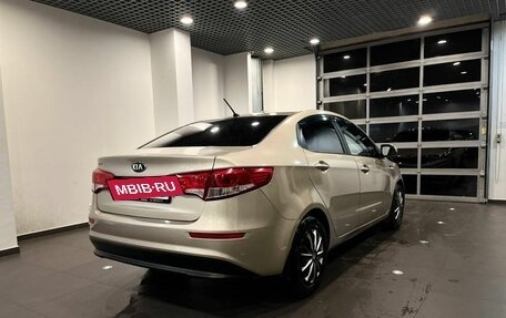 KIA Rio III рестайлинг, 2015 год, 850 000 рублей, 3 фотография