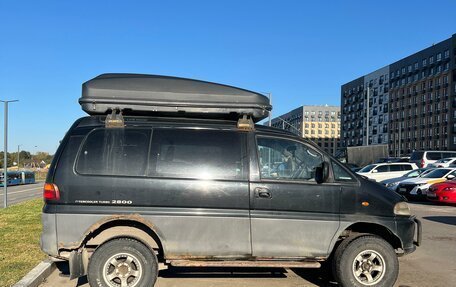 Mitsubishi Delica IV, 1997 год, 650 000 рублей, 3 фотография