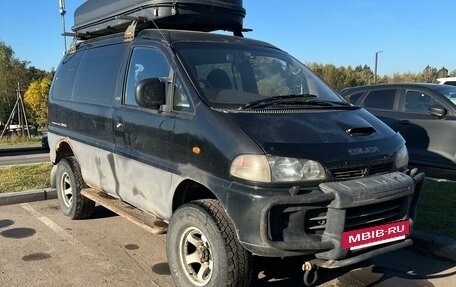 Mitsubishi Delica IV, 1997 год, 650 000 рублей, 2 фотография