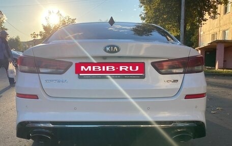 KIA Optima IV, 2018 год, 2 400 000 рублей, 8 фотография
