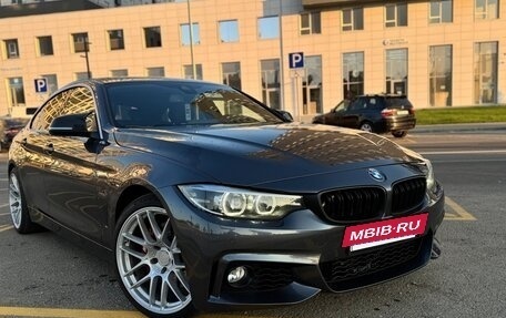 BMW 4 серия, 2018 год, 2 600 000 рублей, 2 фотография
