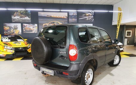 Chevrolet Niva I рестайлинг, 2018 год, 699 000 рублей, 3 фотография