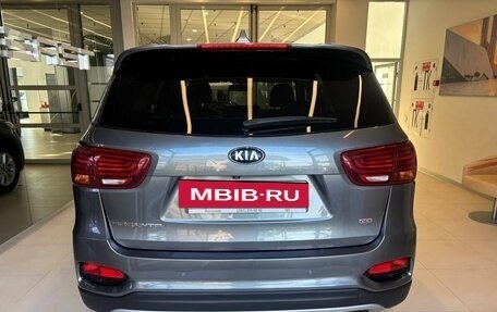 KIA Sorento III Prime рестайлинг, 2018 год, 2 360 000 рублей, 5 фотография