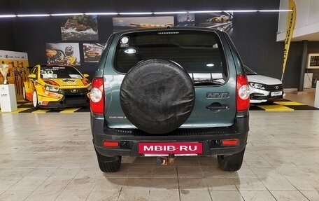 Chevrolet Niva I рестайлинг, 2018 год, 699 000 рублей, 4 фотография