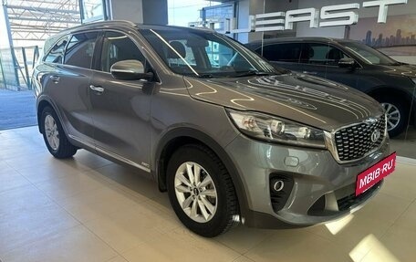KIA Sorento III Prime рестайлинг, 2018 год, 2 360 000 рублей, 3 фотография