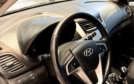 Hyundai Solaris II рестайлинг, 2011 год, 711 000 рублей, 11 фотография