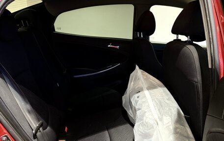 Hyundai Solaris II рестайлинг, 2011 год, 711 000 рублей, 16 фотография