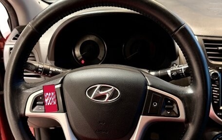 Hyundai Solaris II рестайлинг, 2011 год, 711 000 рублей, 12 фотография