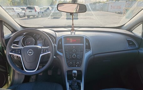 Opel Astra J, 2011 год, 695 000 рублей, 6 фотография