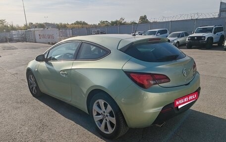 Opel Astra J, 2011 год, 695 000 рублей, 2 фотография