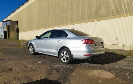 Volkswagen Jetta VI, 2012 год, 1 190 000 рублей, 2 фотография