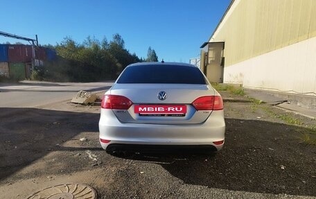 Volkswagen Jetta VI, 2012 год, 1 190 000 рублей, 3 фотография
