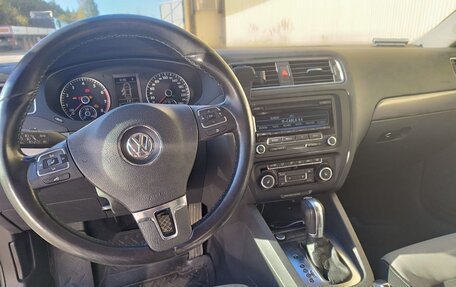 Volkswagen Jetta VI, 2012 год, 1 190 000 рублей, 12 фотография