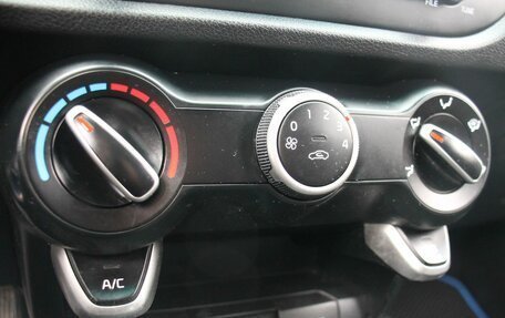 KIA Rio IV, 2018 год, 1 089 000 рублей, 11 фотография