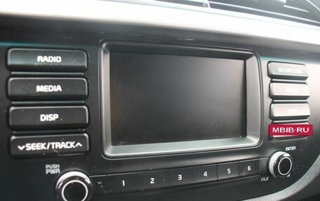 KIA Rio IV, 2018 год, 1 089 000 рублей, 10 фотография