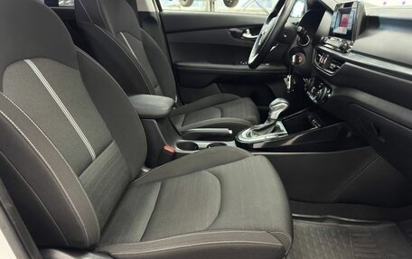 KIA Cerato IV, 2019 год, 1 890 000 рублей, 16 фотография