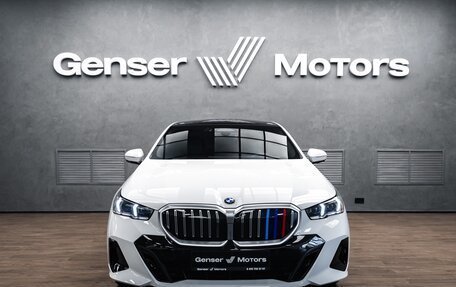 BMW 5 серия, 2024 год, 8 599 000 рублей, 2 фотография