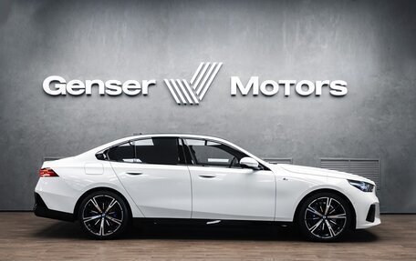 BMW 5 серия, 2024 год, 8 599 000 рублей, 5 фотография