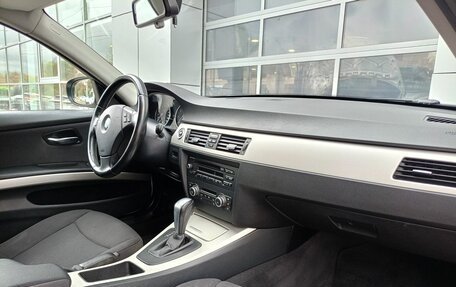 BMW 3 серия, 2011 год, 1 177 000 рублей, 6 фотография