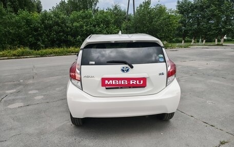 Toyota Aqua I, 2015 год, 999 000 рублей, 5 фотография