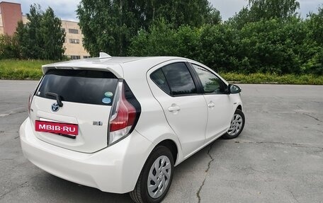 Toyota Aqua I, 2015 год, 999 000 рублей, 6 фотография