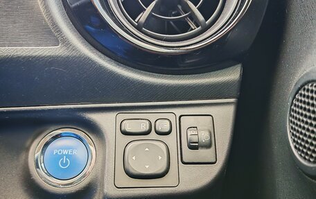 Toyota Aqua I, 2015 год, 999 000 рублей, 16 фотография