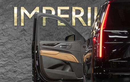 Cadillac Escalade V, 2022 год, 11 990 000 рублей, 23 фотография