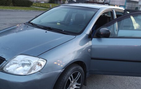 Toyota Corolla, 2003 год, 490 000 рублей, 2 фотография