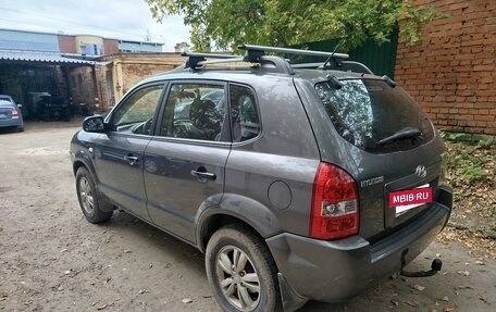 Hyundai Tucson III, 2008 год, 770 000 рублей, 2 фотография