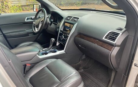 Ford Explorer VI, 2015 год, 2 550 000 рублей, 22 фотография