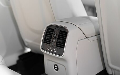 Porsche Macan I рестайлинг, 2025 год, 12 190 000 рублей, 21 фотография