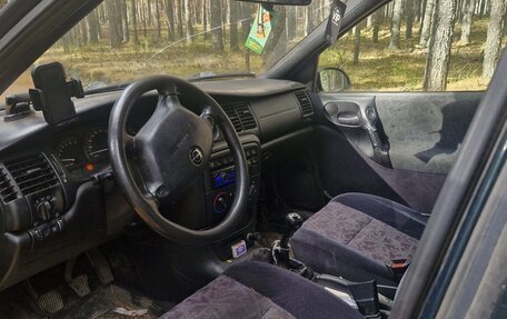 Opel Vectra B рестайлинг, 1998 год, 140 000 рублей, 6 фотография